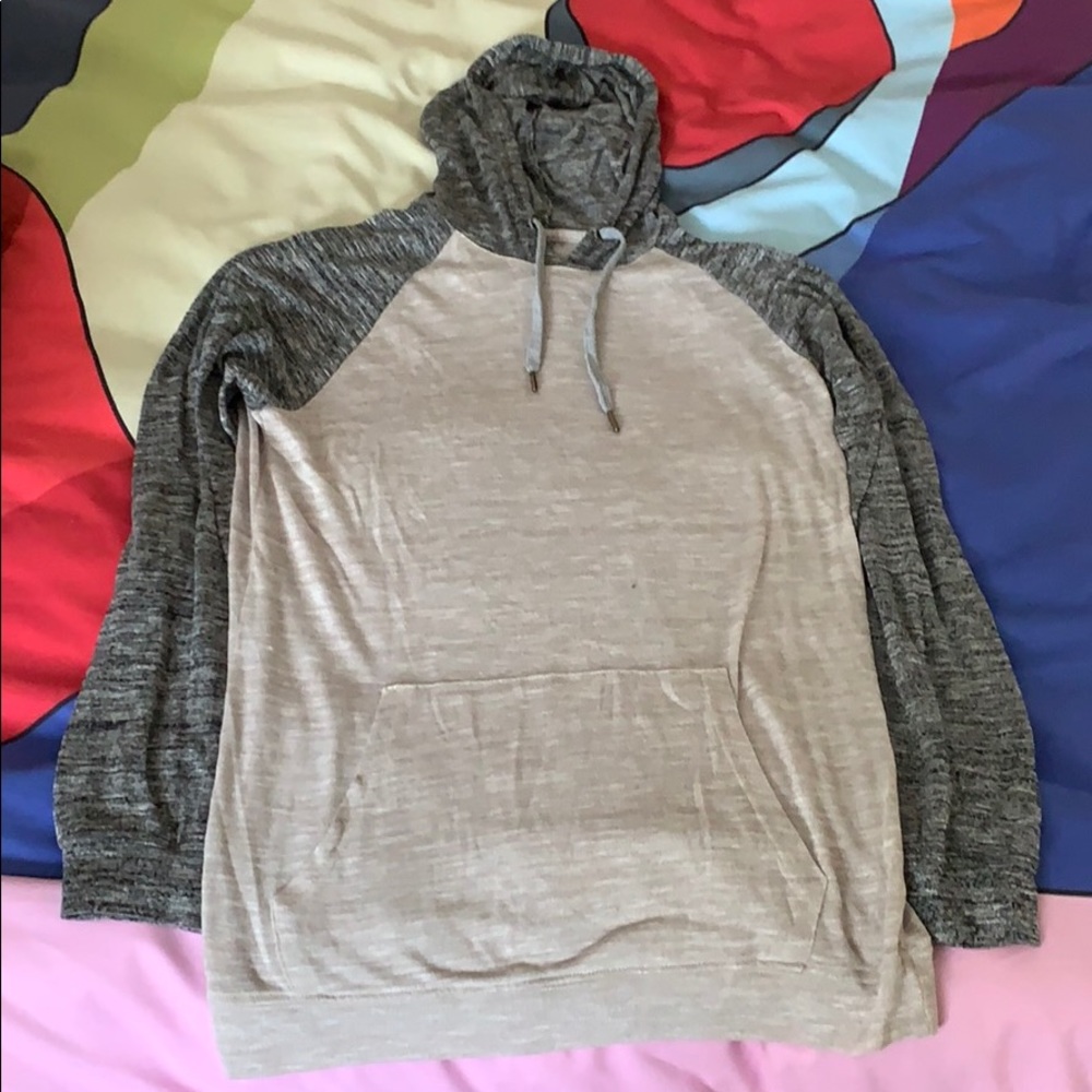 Something Strong light hoodie long-sleeve